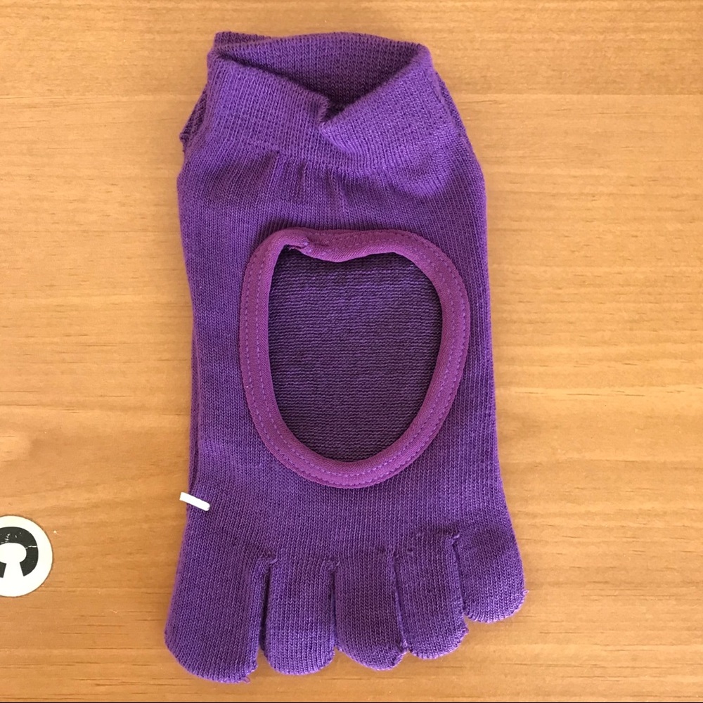 Non-slip women yoga socks